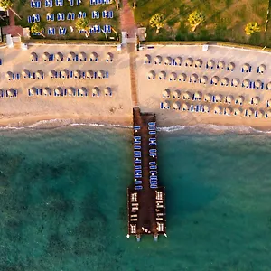 Semesteranläggning (resort) Radisson Blu & *****